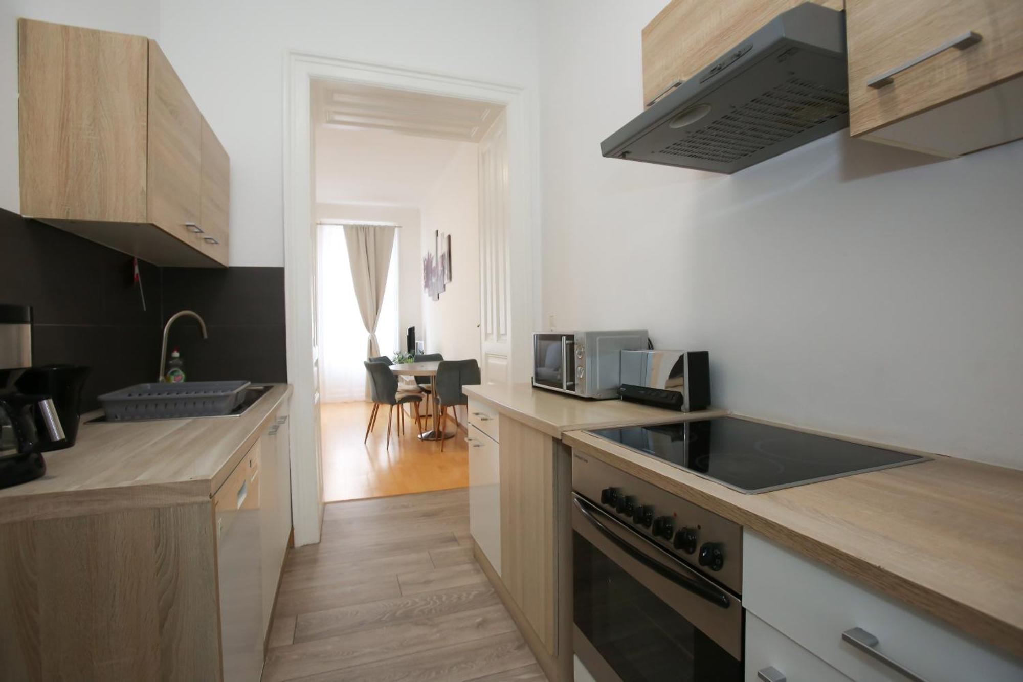 Appartamento Downtown Bliss Modern Retreat With Free Parking And Fast Internet 600 Mbits *